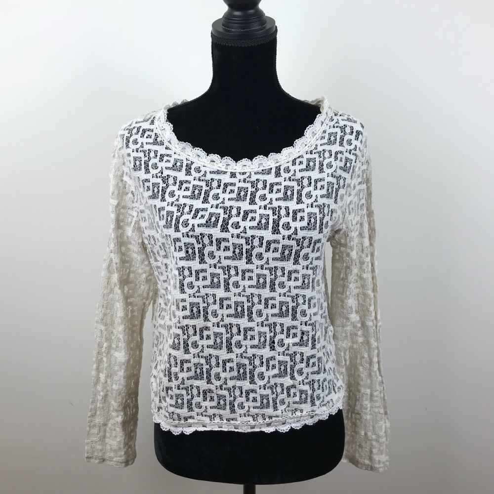 Mind Code geometric lace long sleeve